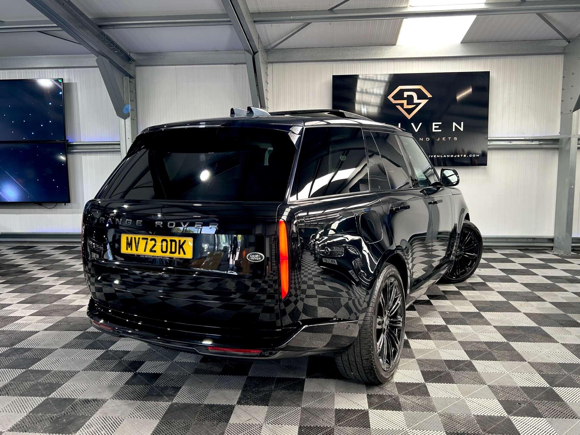 Land Rover Range Rover view 14