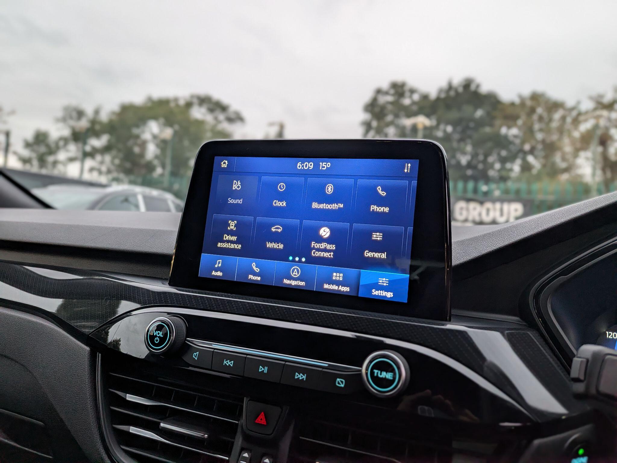 Ford Kuga view 42