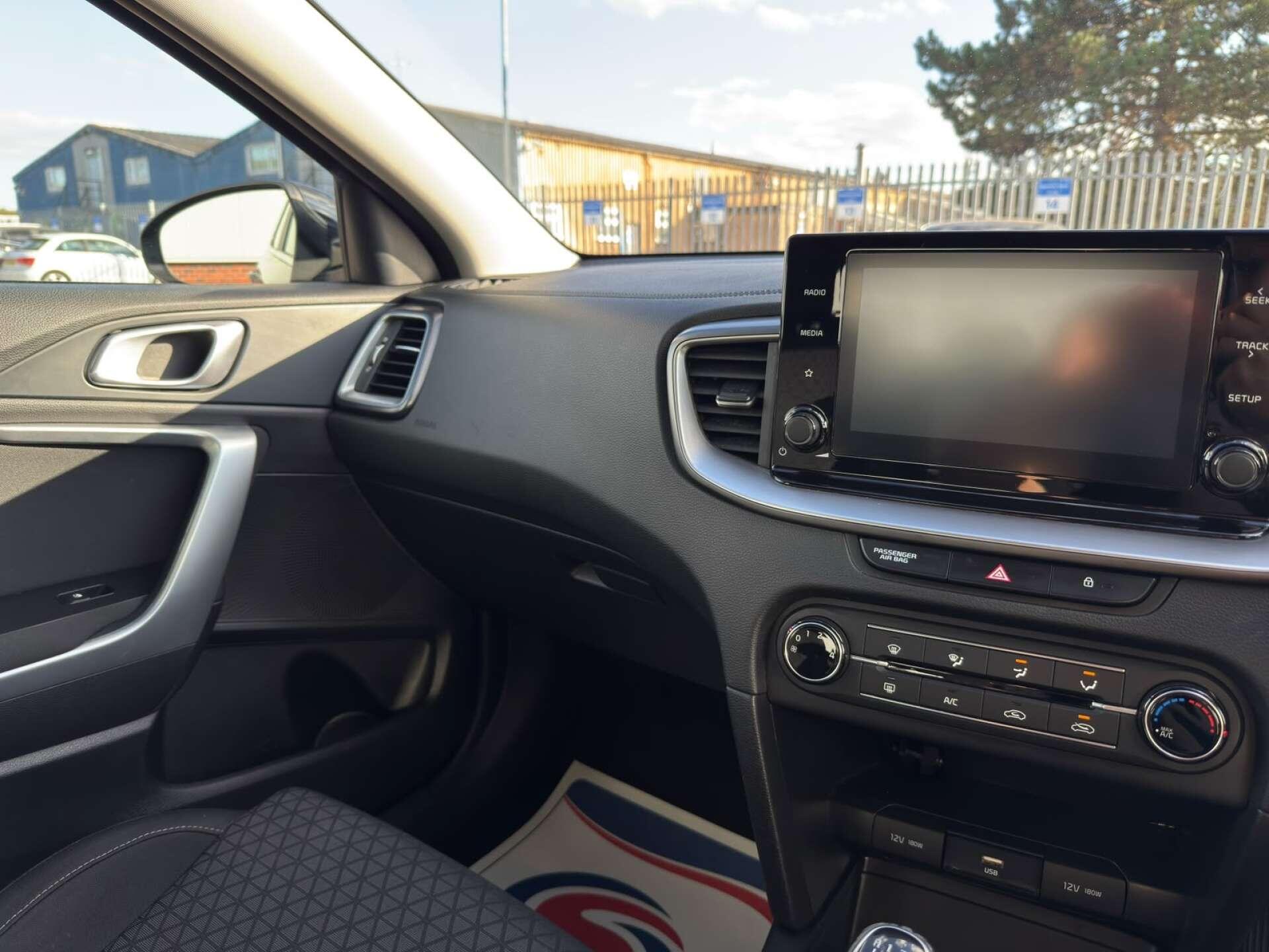 Kia Xceed view 50