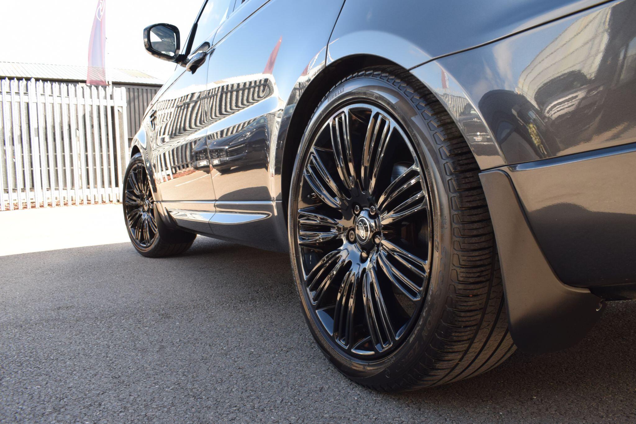 Land Rover Range Rover Sport view 41