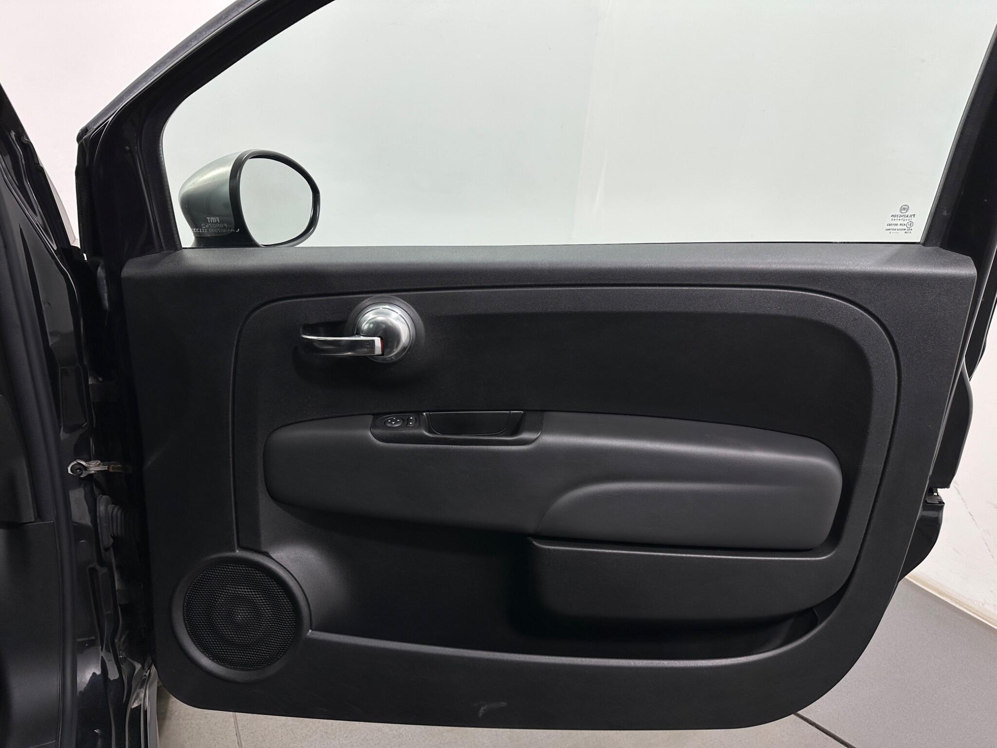 Fiat 500 view 32