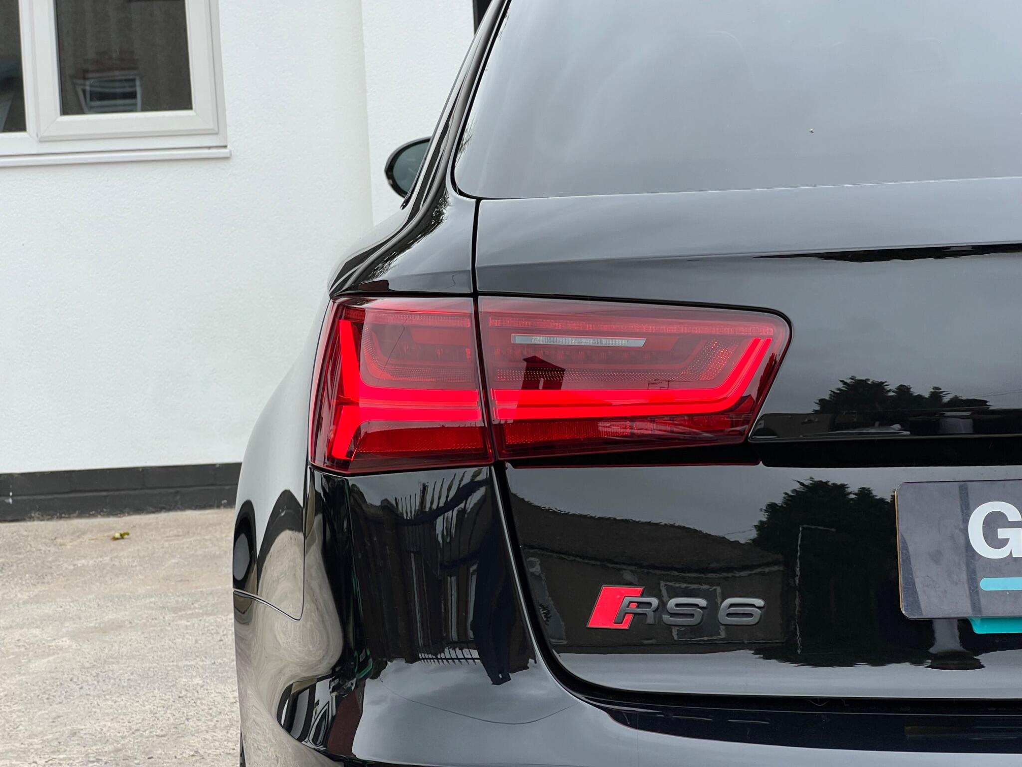 Audi RS6 view 29