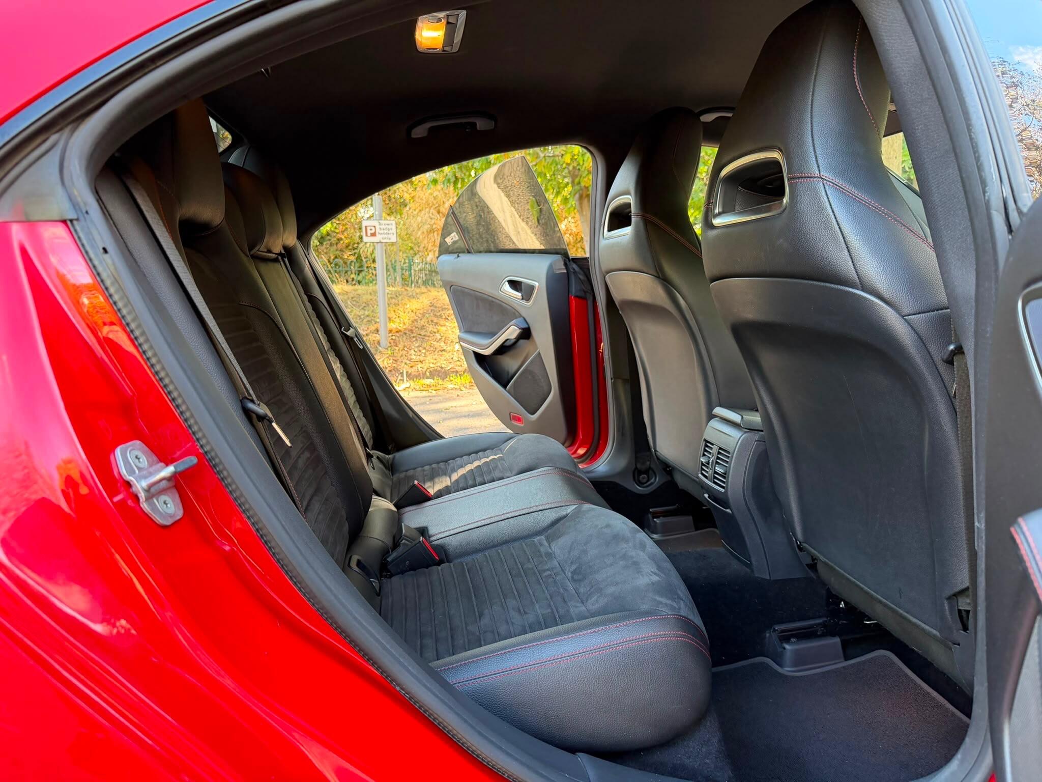 Mercedes-Benz CLA view 20