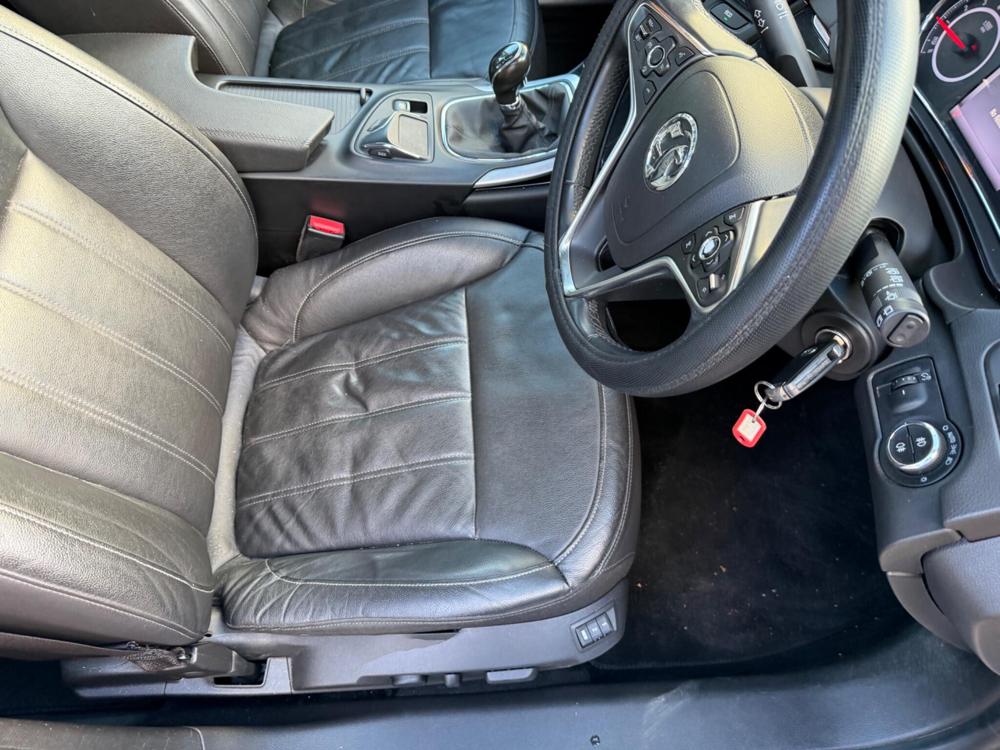 Vauxhall Insignia view 26