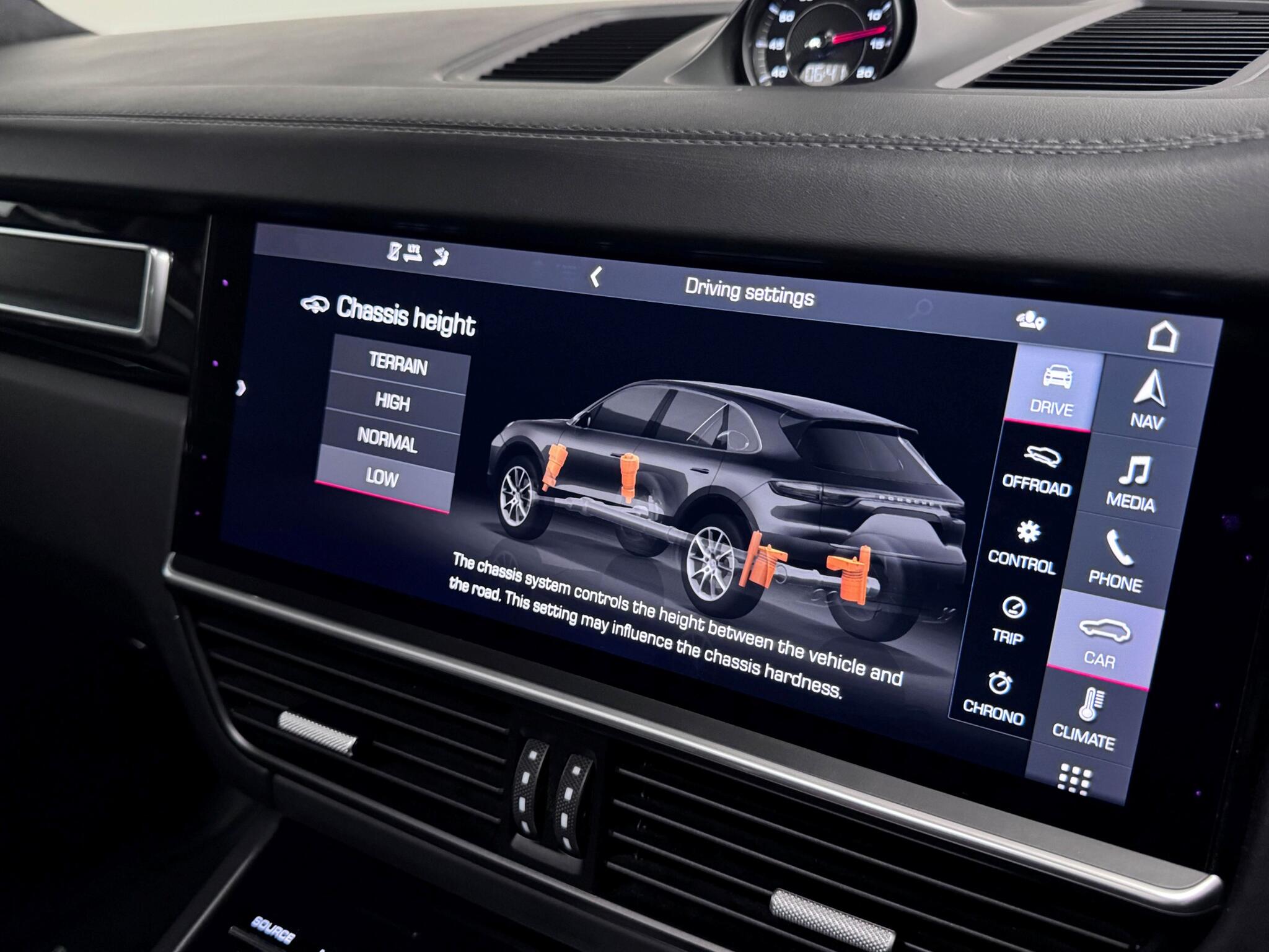 Porsche Cayenne view 61