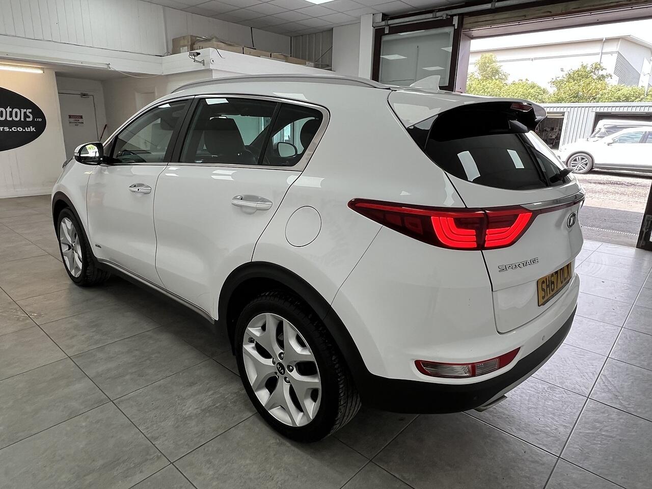 Kia Sportage view 5