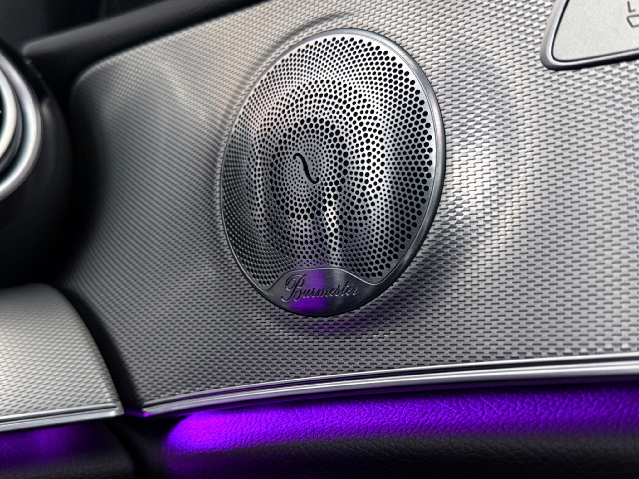 Mercedes-Benz E-Class view 20