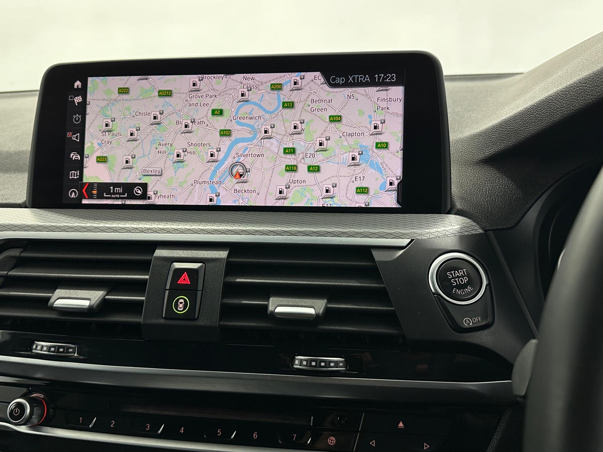 BMW X3 view 25