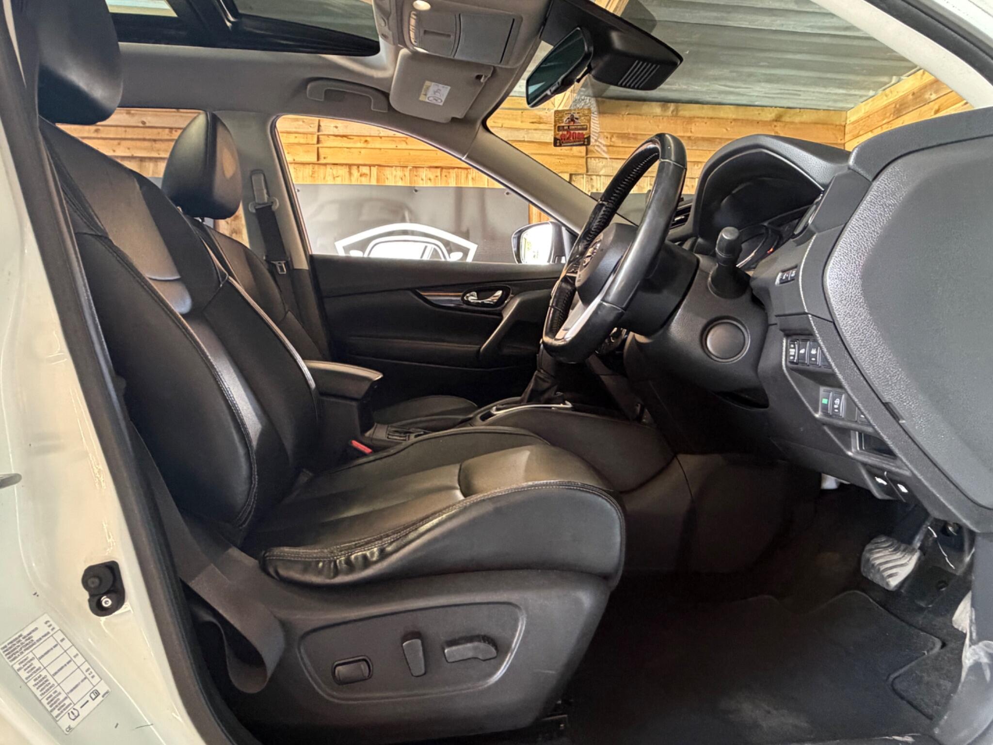 Nissan X-Trail view 15