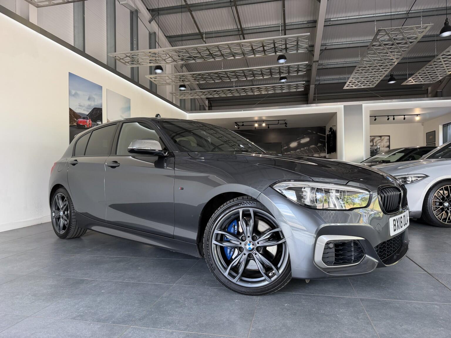 BMW 1 Series view 4