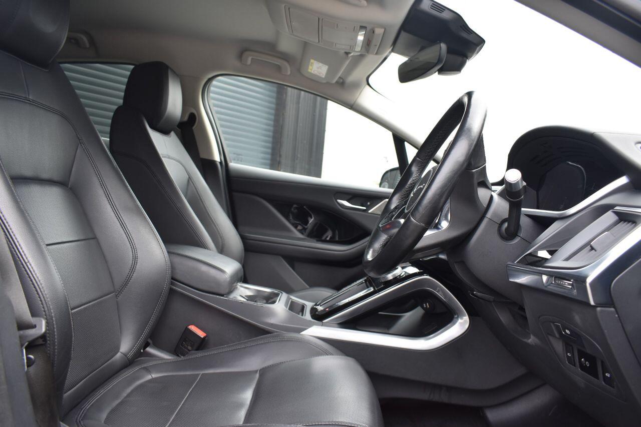 Jaguar I-Pace view 4