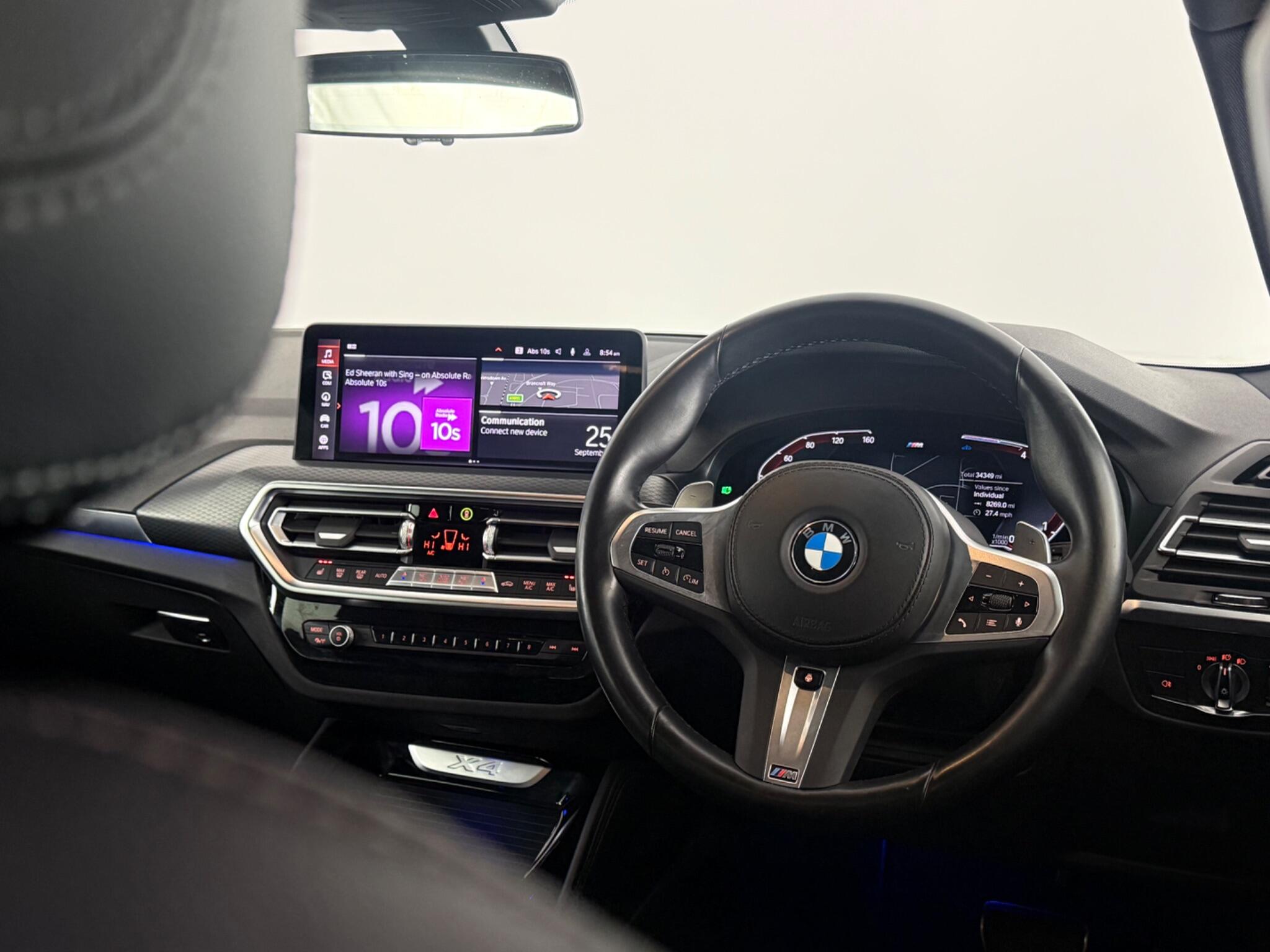 BMW X4 view 12