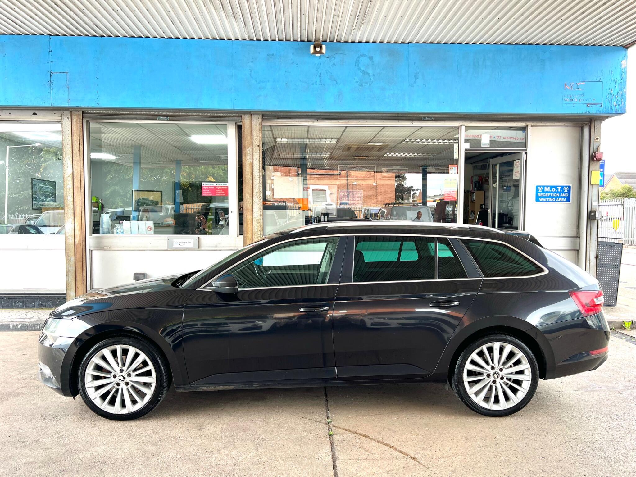 Skoda Superb view 18
