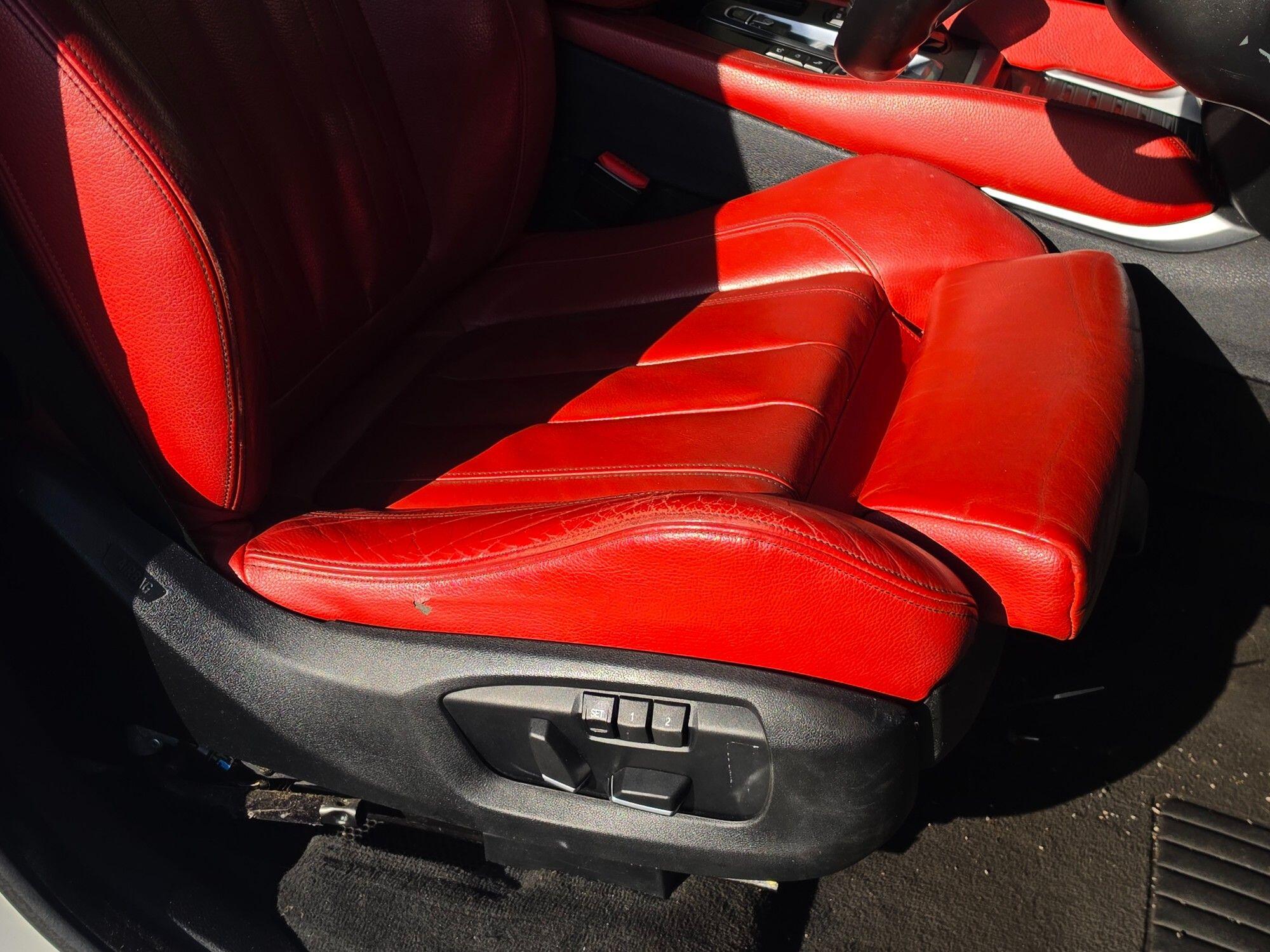 BMW X6 view 11