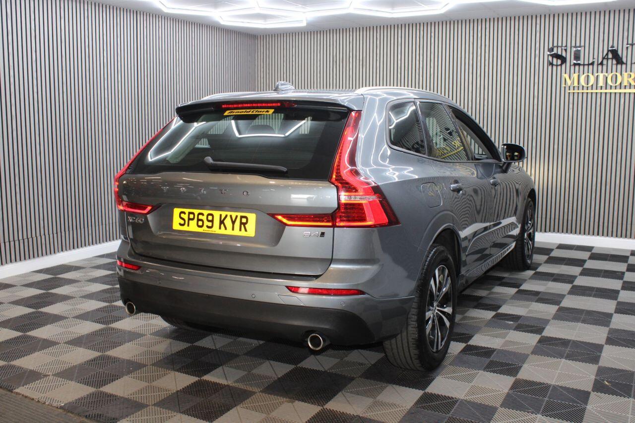 Volvo XC60 view 8