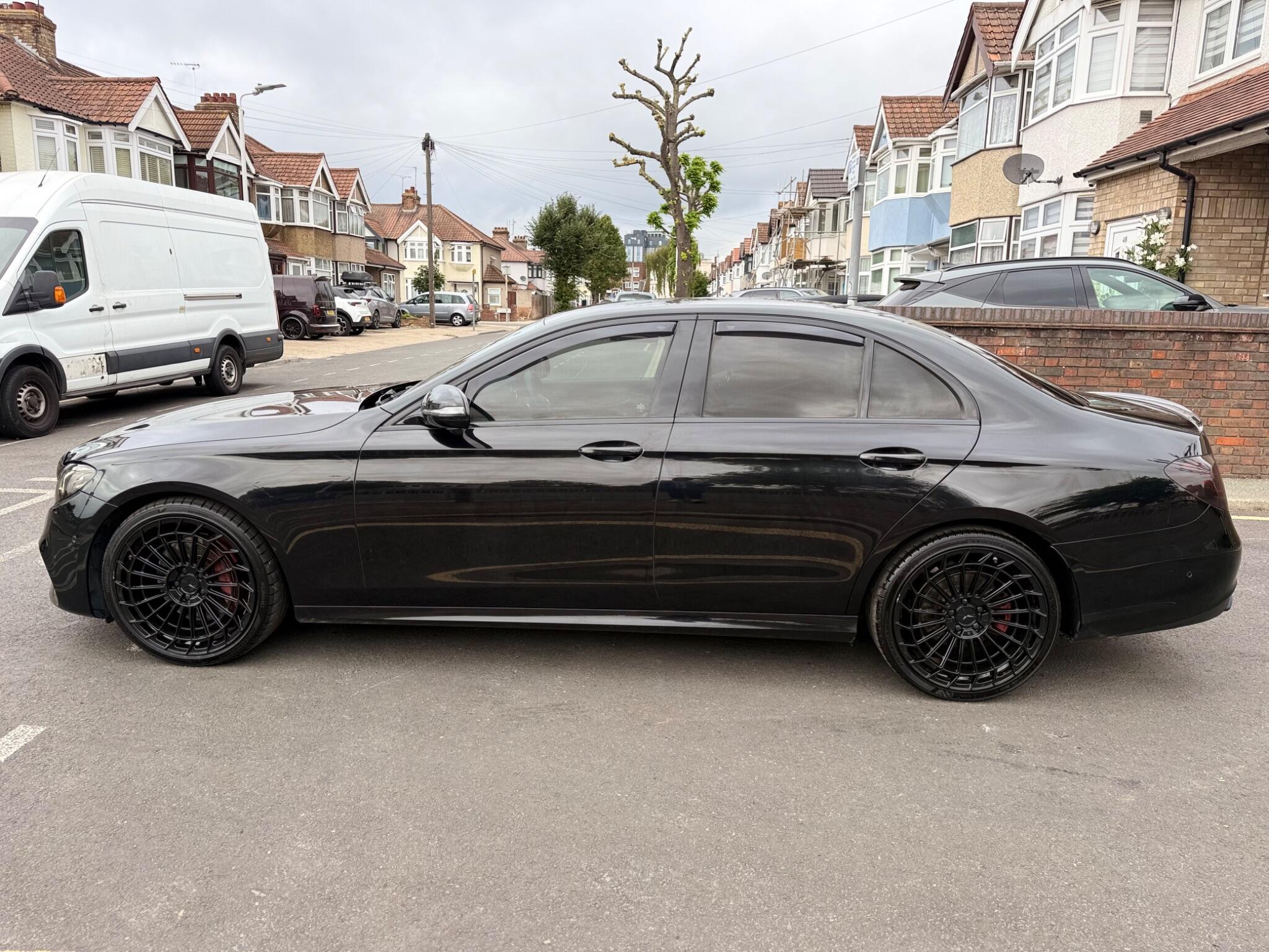 Mercedes-Benz E-Class view 7
