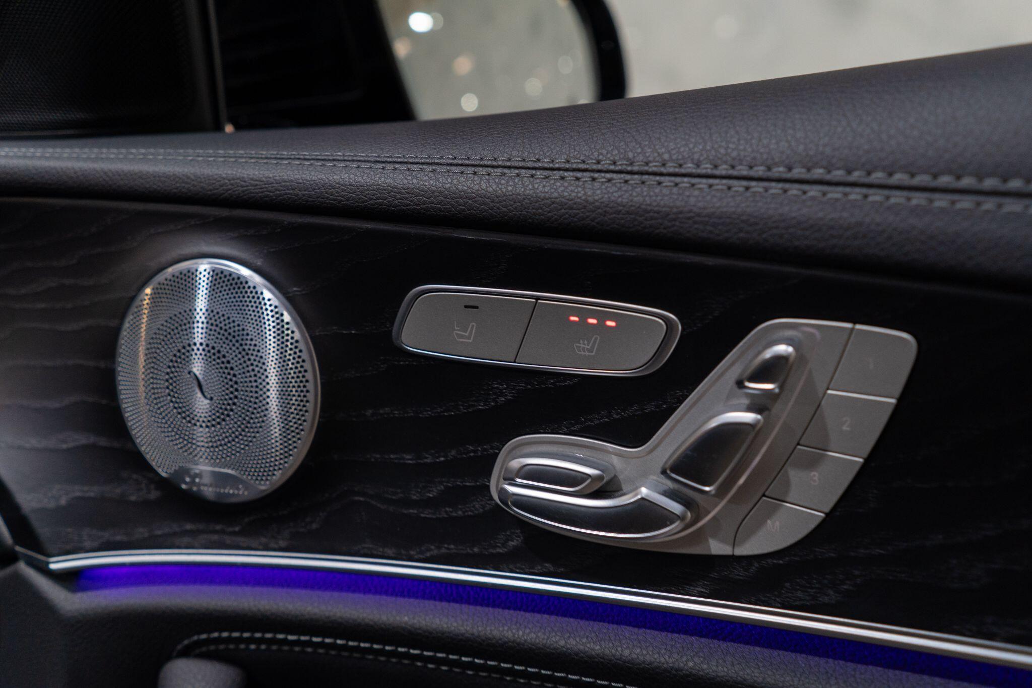 Mercedes-Benz E-Class view 36