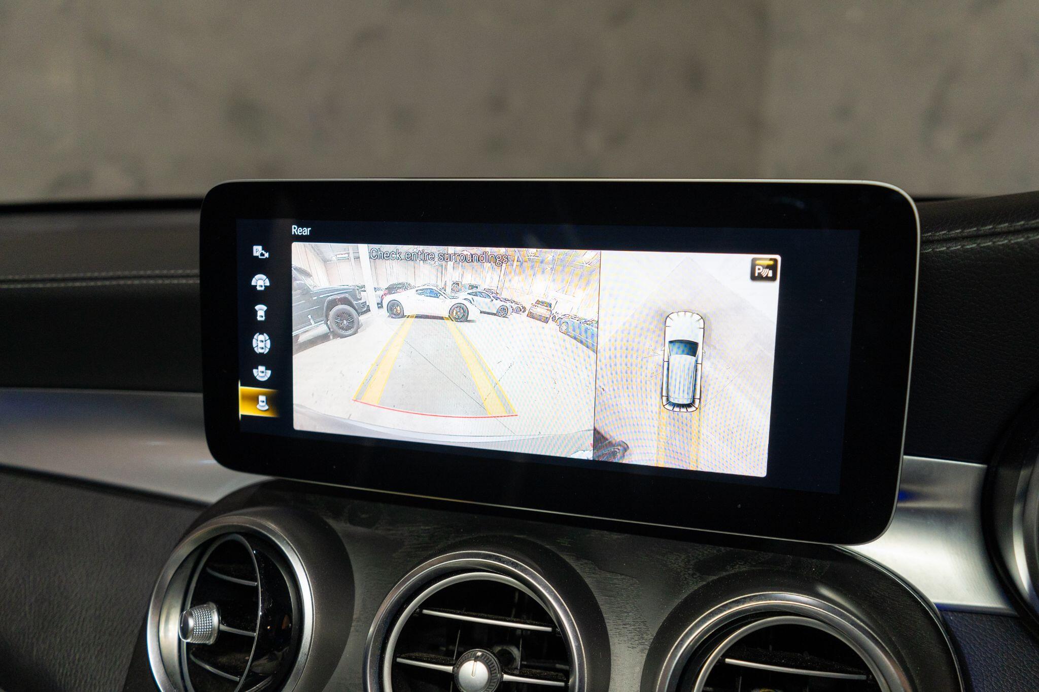 Mercedes-Benz GLC view 22