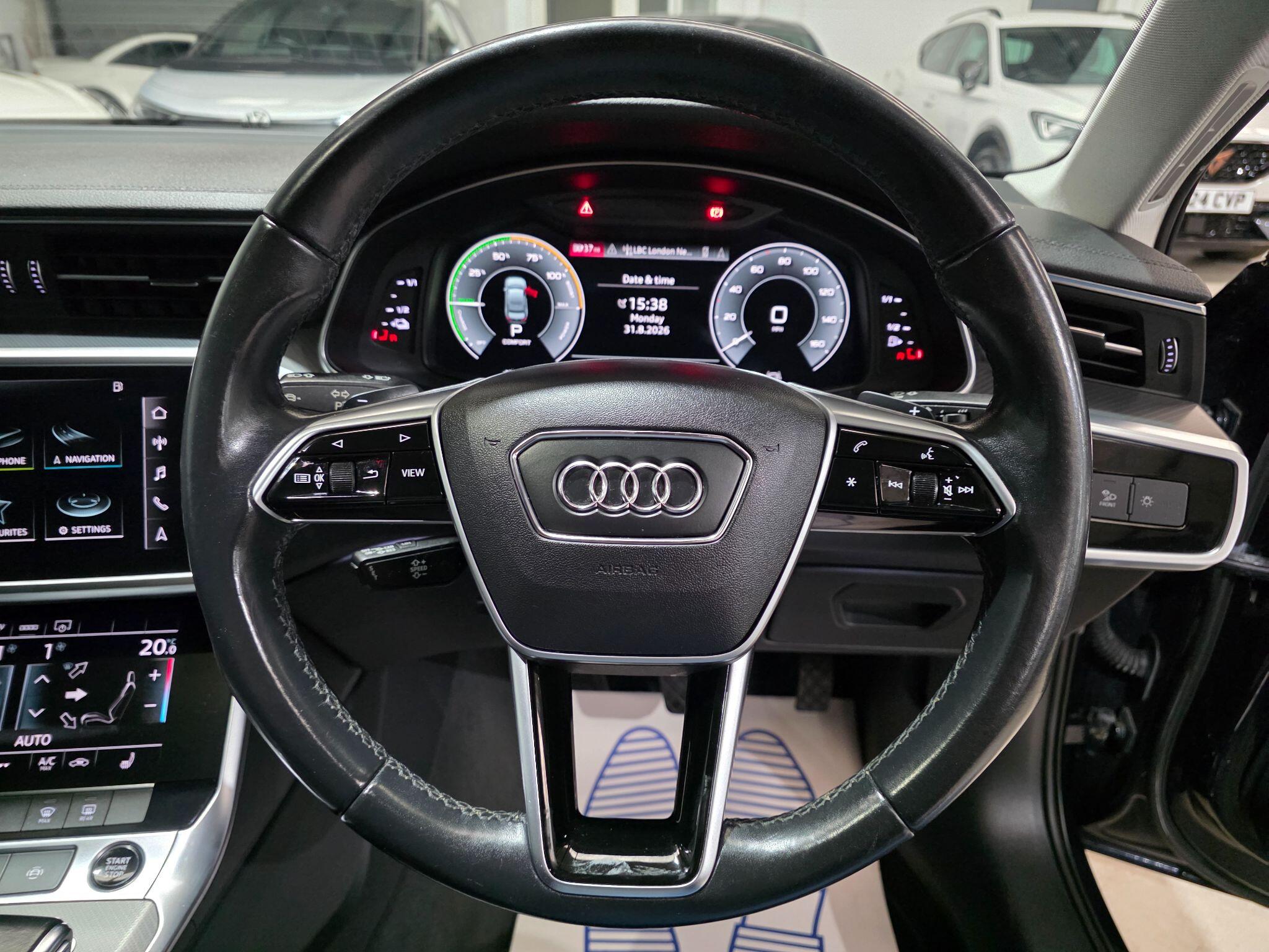 Audi A6 Saloon view 18
