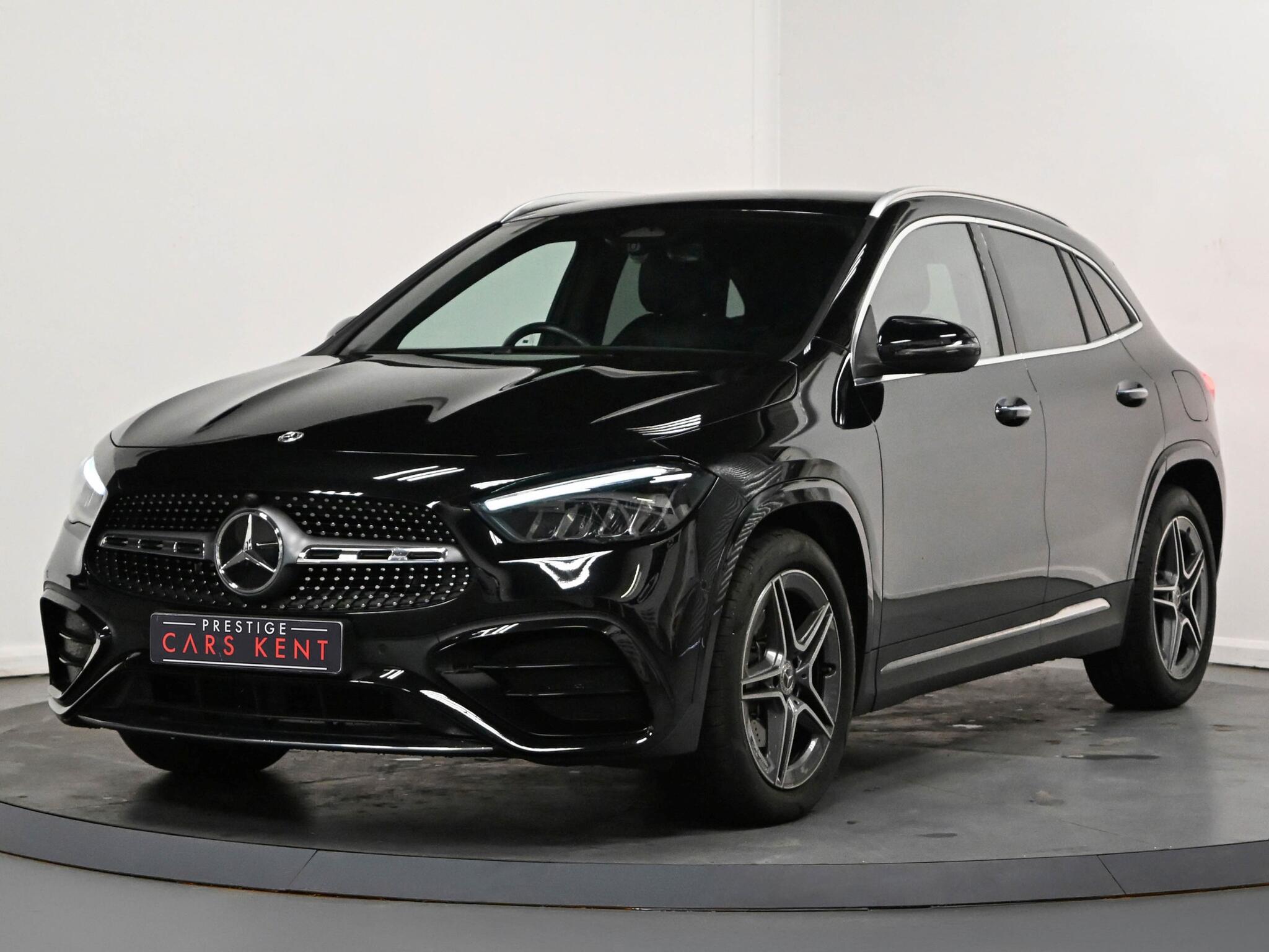 Mercedes-Benz Gla view 6