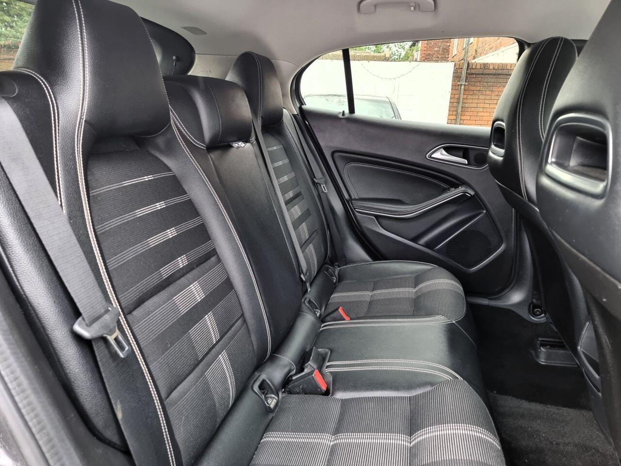 Mercedes-Benz Gla view 14