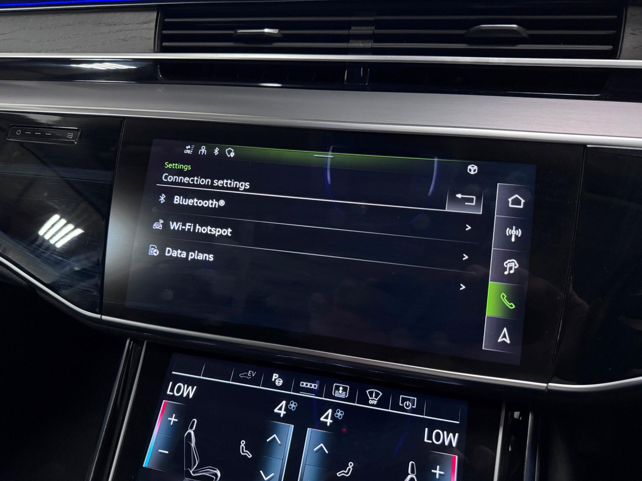 Audi A8 view 55