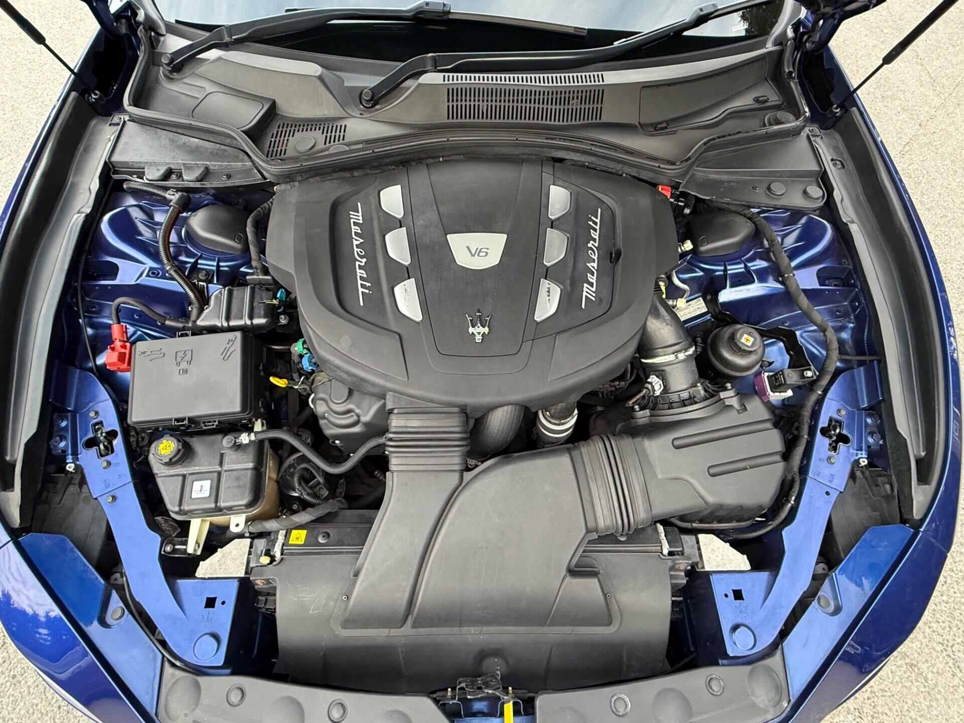 Maserati Ghibli view 60