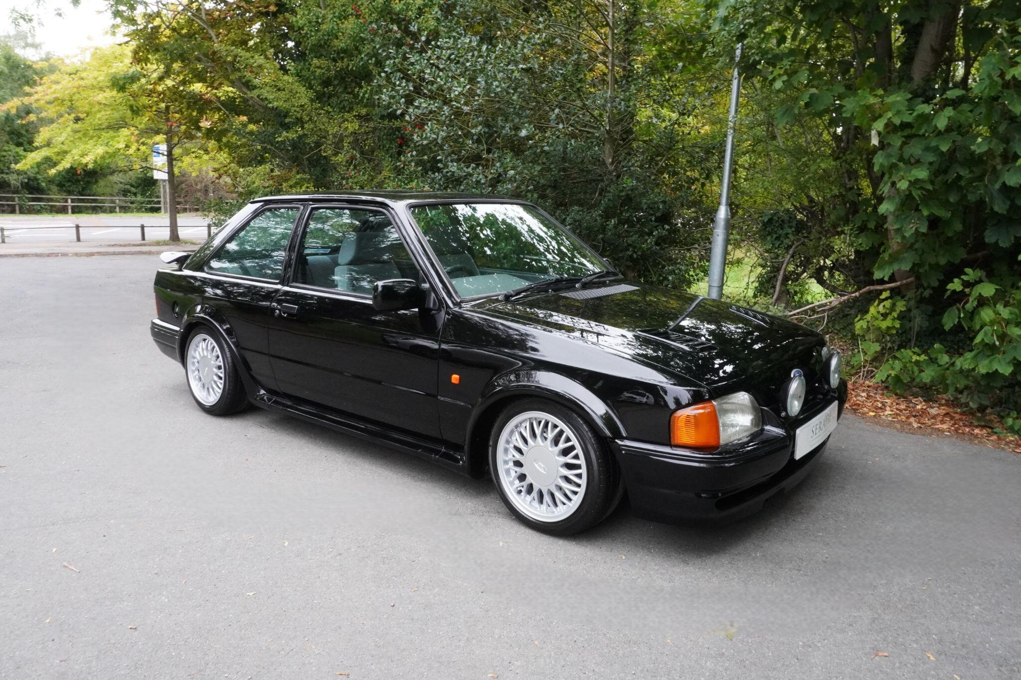 Ford Escort view 12