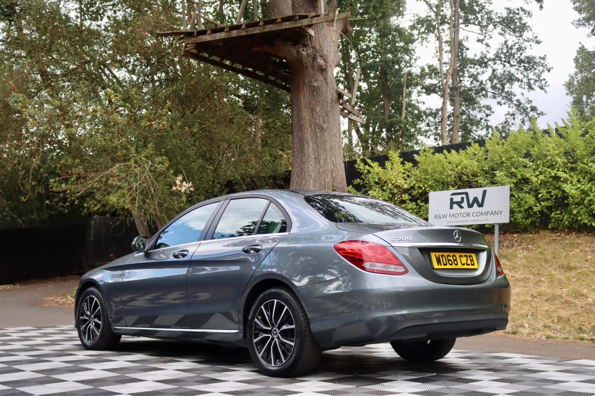 Mercedes-Benz C Class view 14