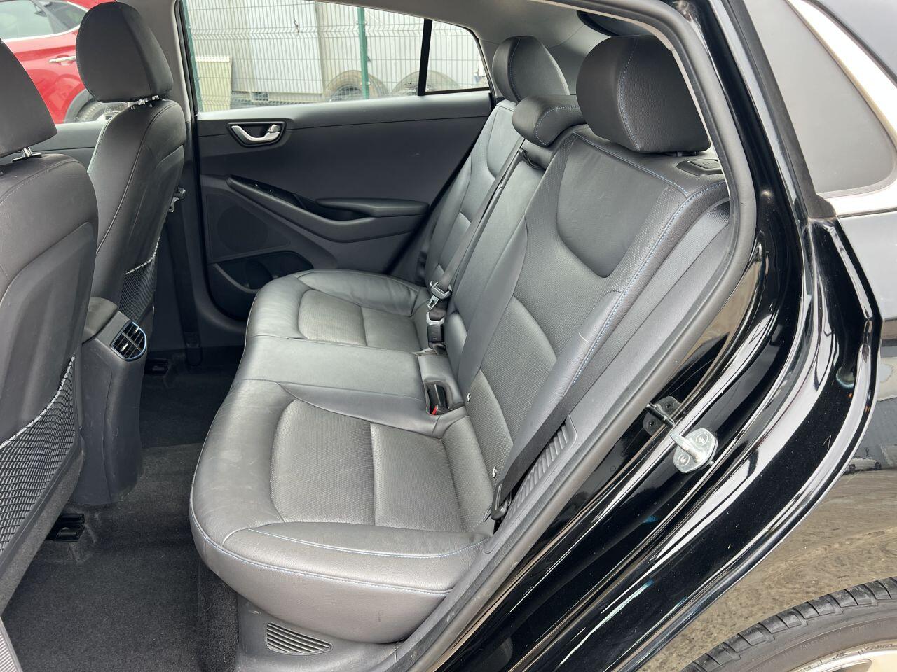 Hyundai Ioniq view 27