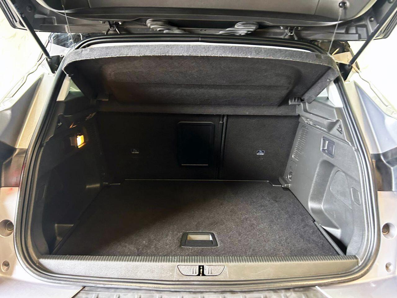 Vauxhall Grandland X view 23