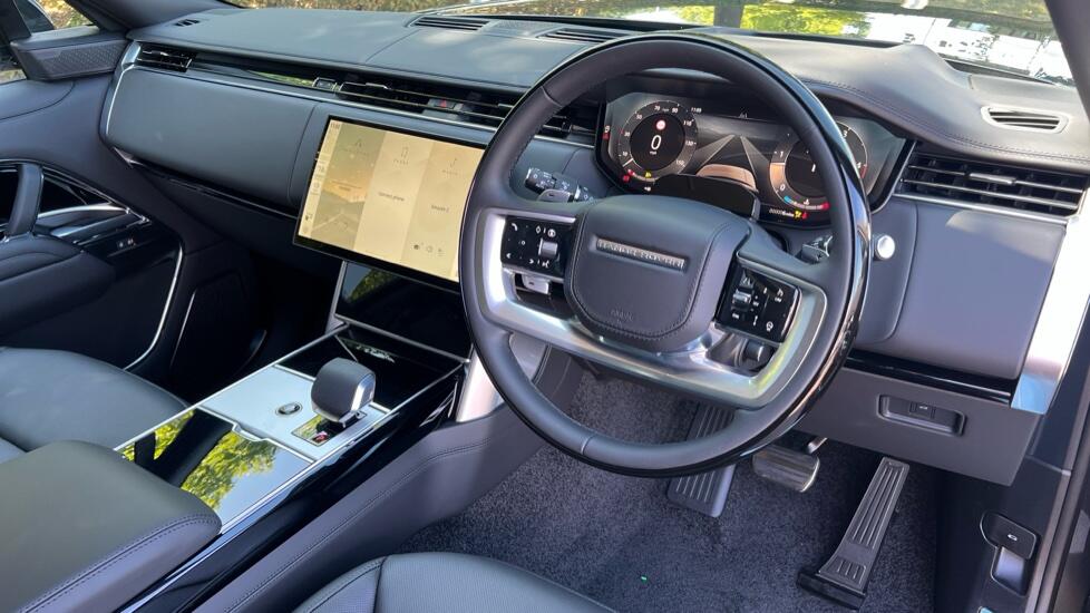 Land Rover Range Rover view 10