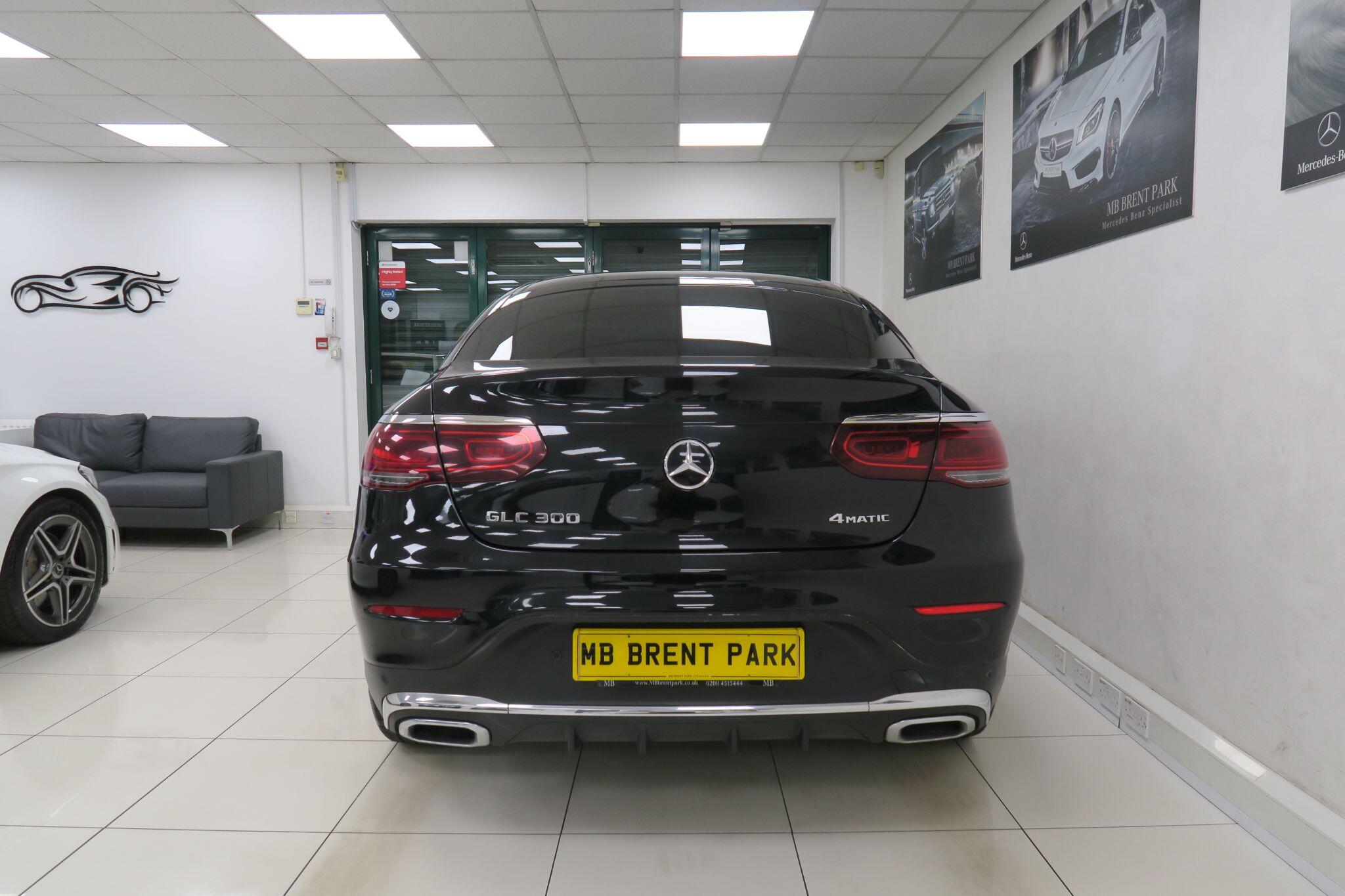 Mercedes-Benz GLC view 40