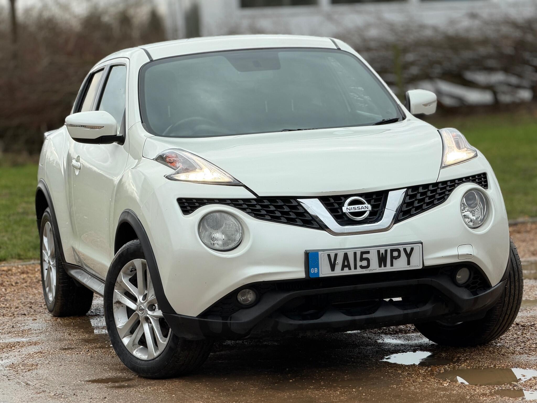 2015 Nissan Juke 1.2 DIG-T Acenta Premium Euro 6 (s/s) 5dr image 6