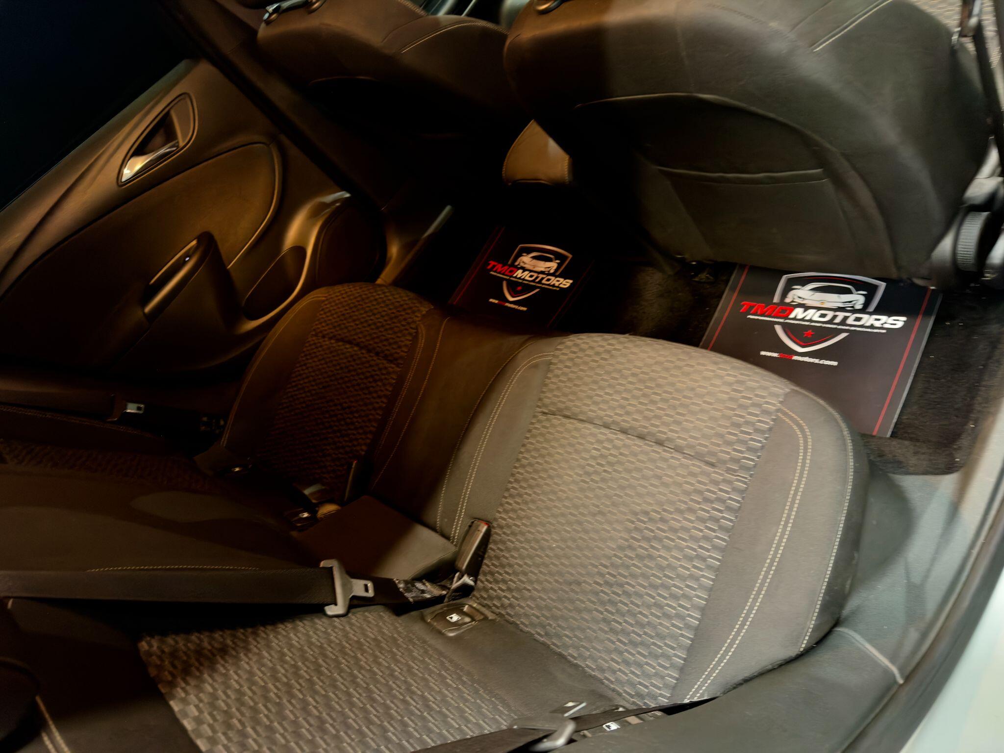 Vauxhall Astra view 28