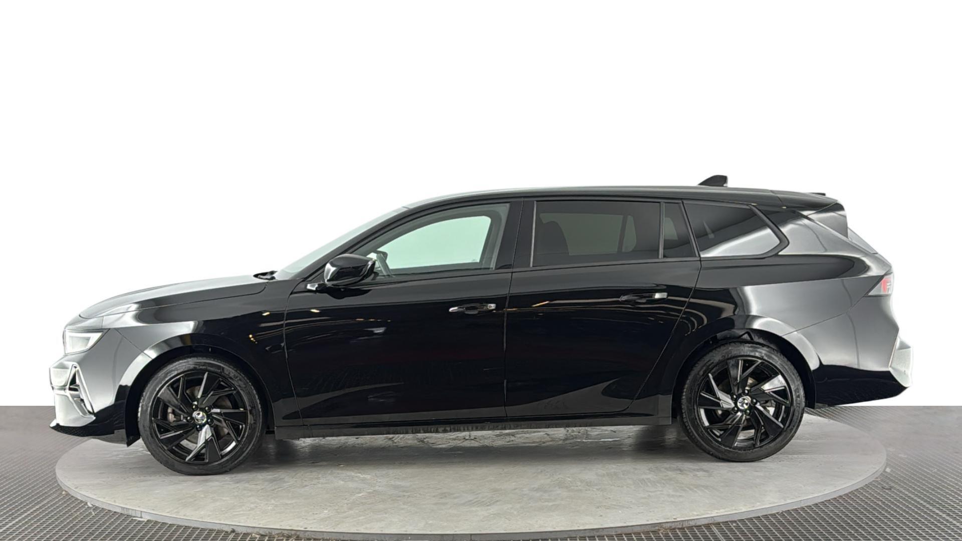Vauxhall Astra view 7