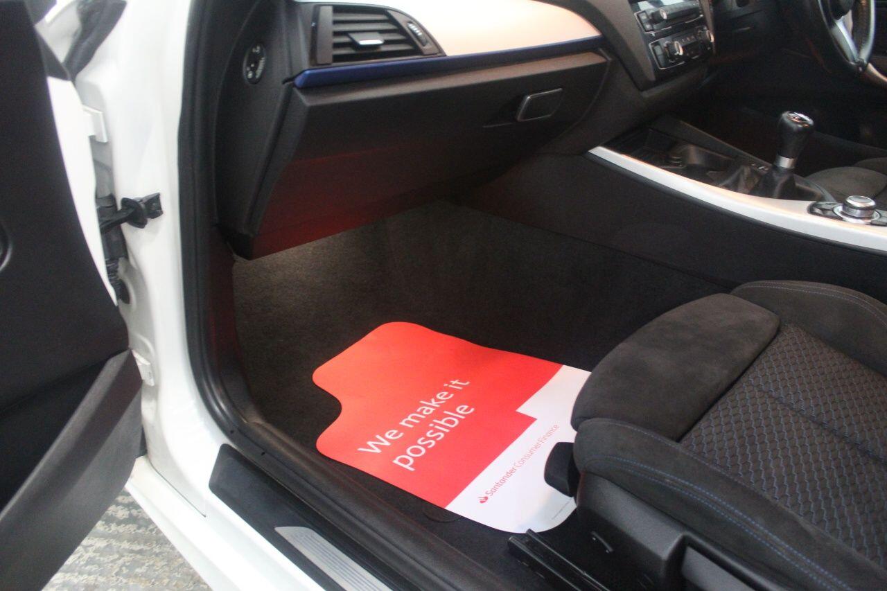 BMW 2 Series view 27