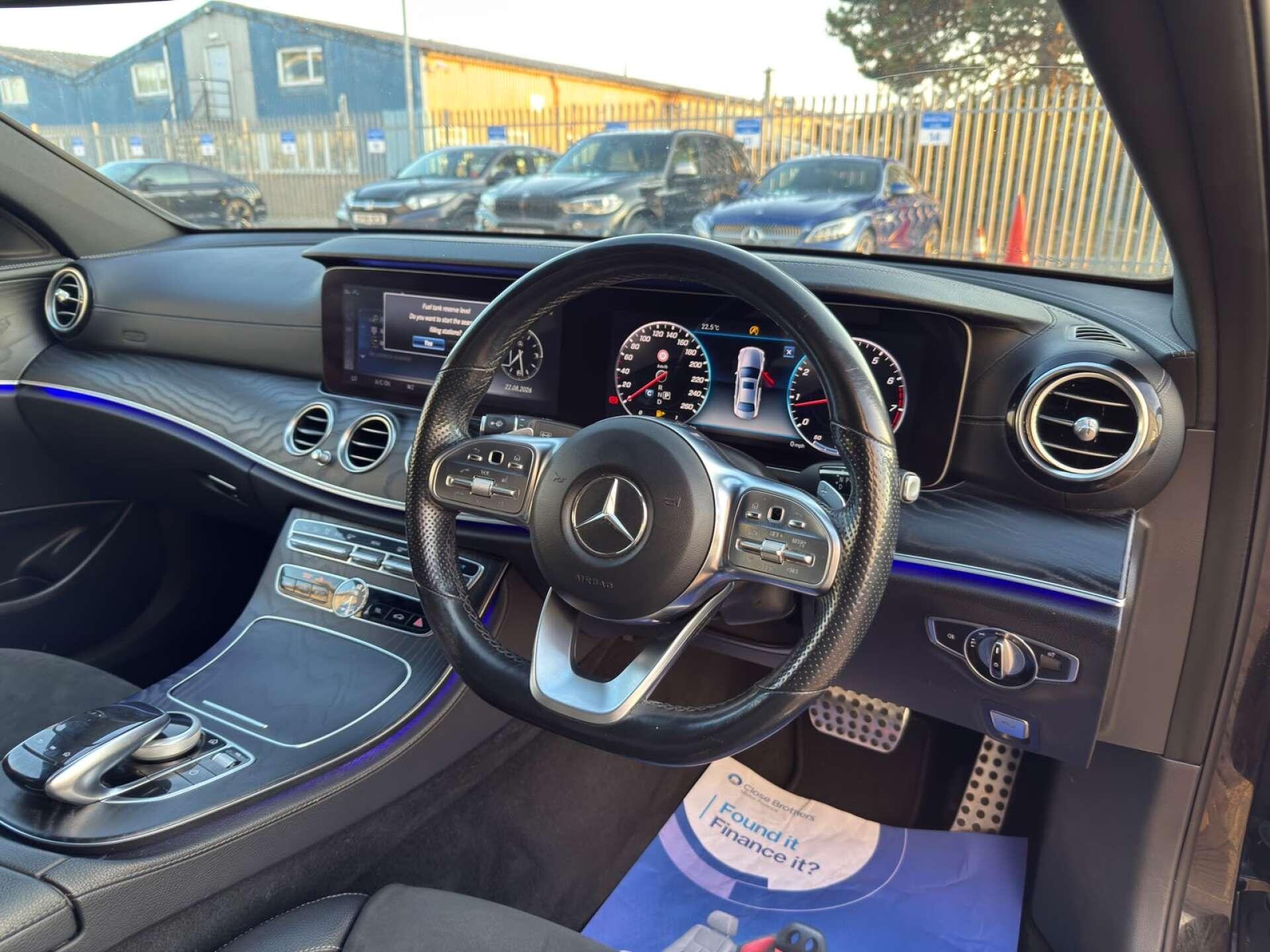 Mercedes-Benz E Class view 14