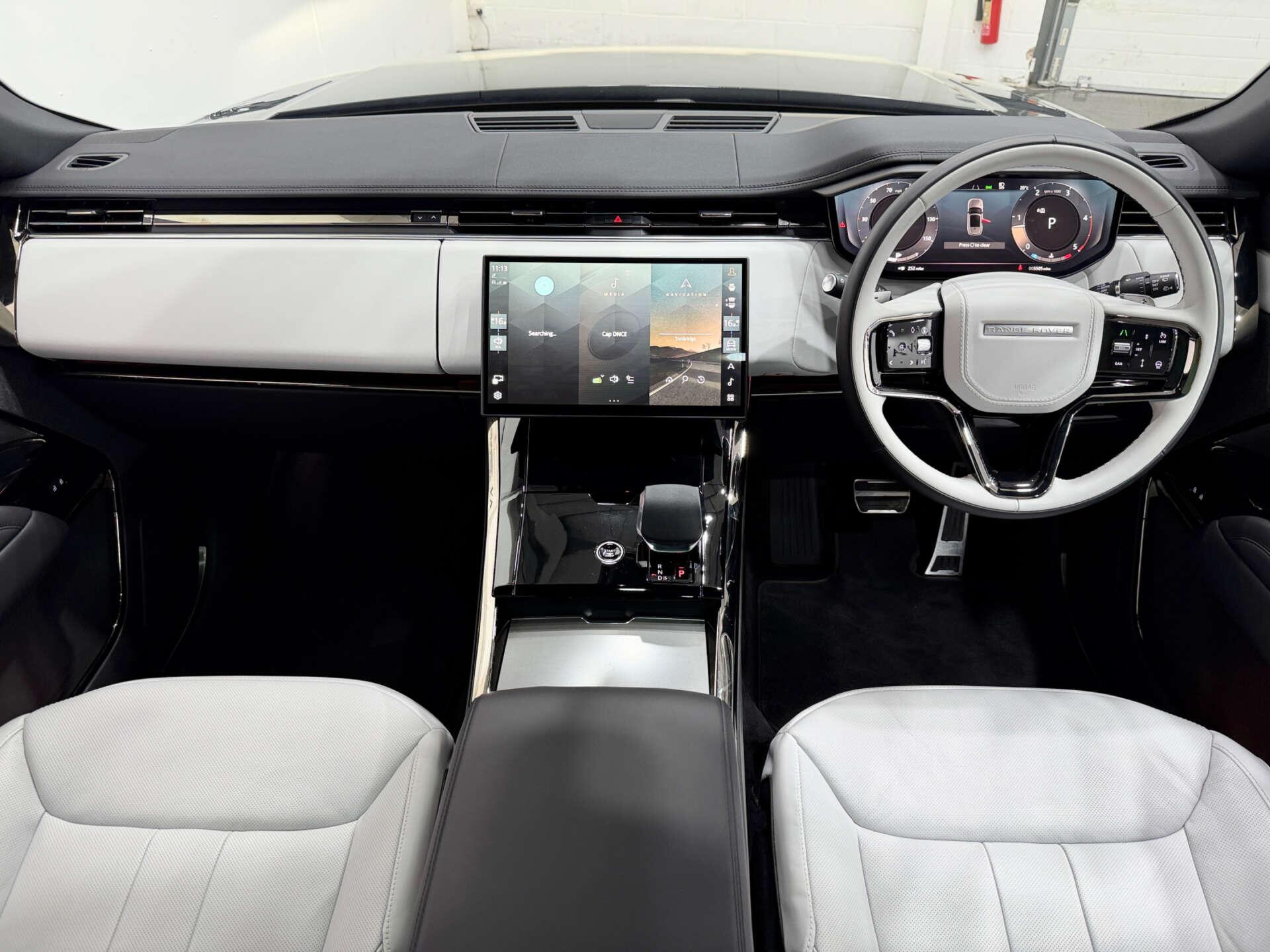 Land Rover Range Rover Sport view 20