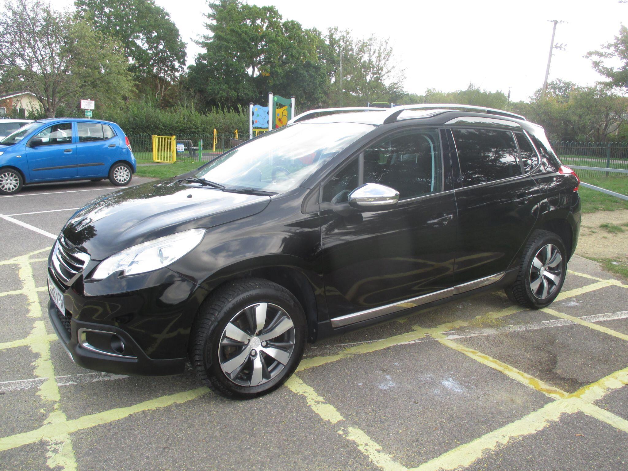 Peugeot 2008 view 18
