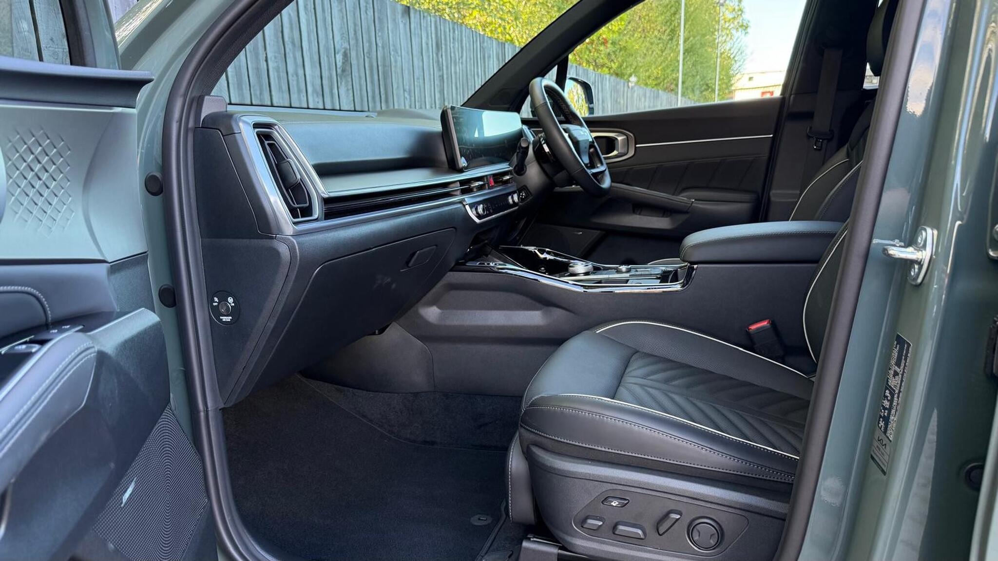 Kia Sorento view 24