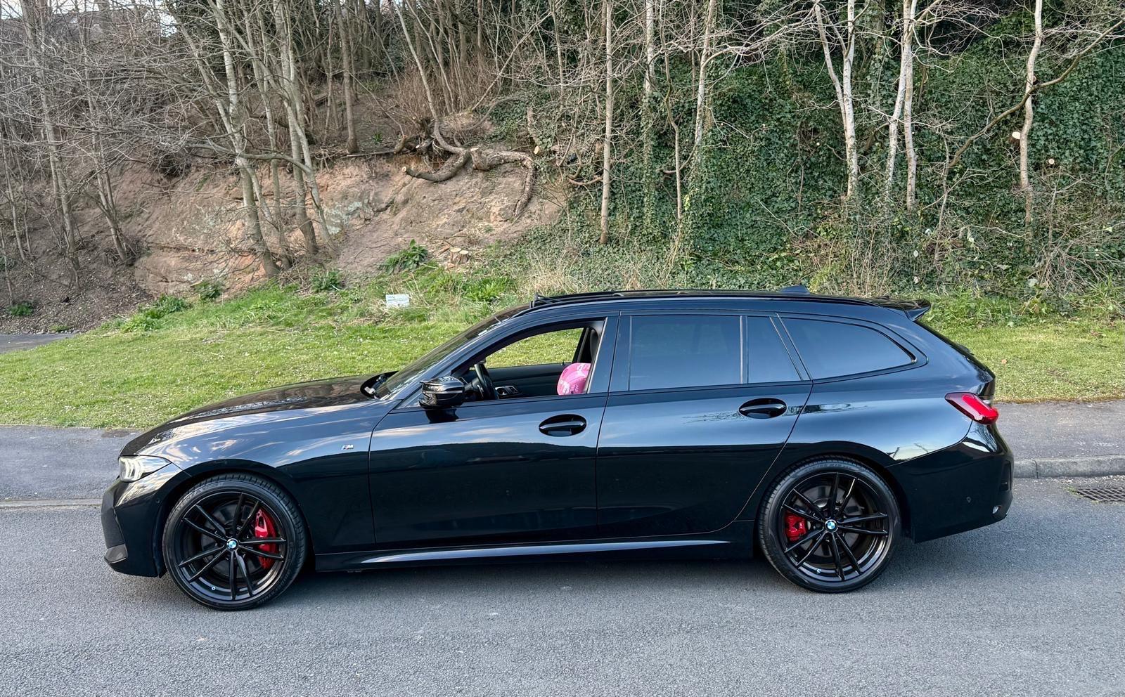 BMW 3 Series view 3