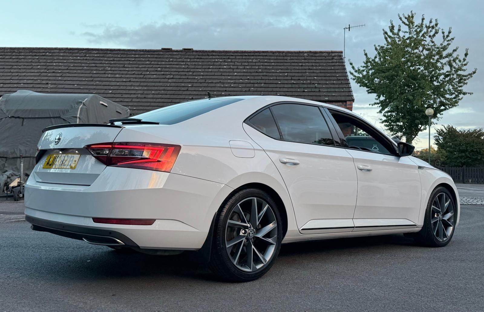 Skoda Superb view 40