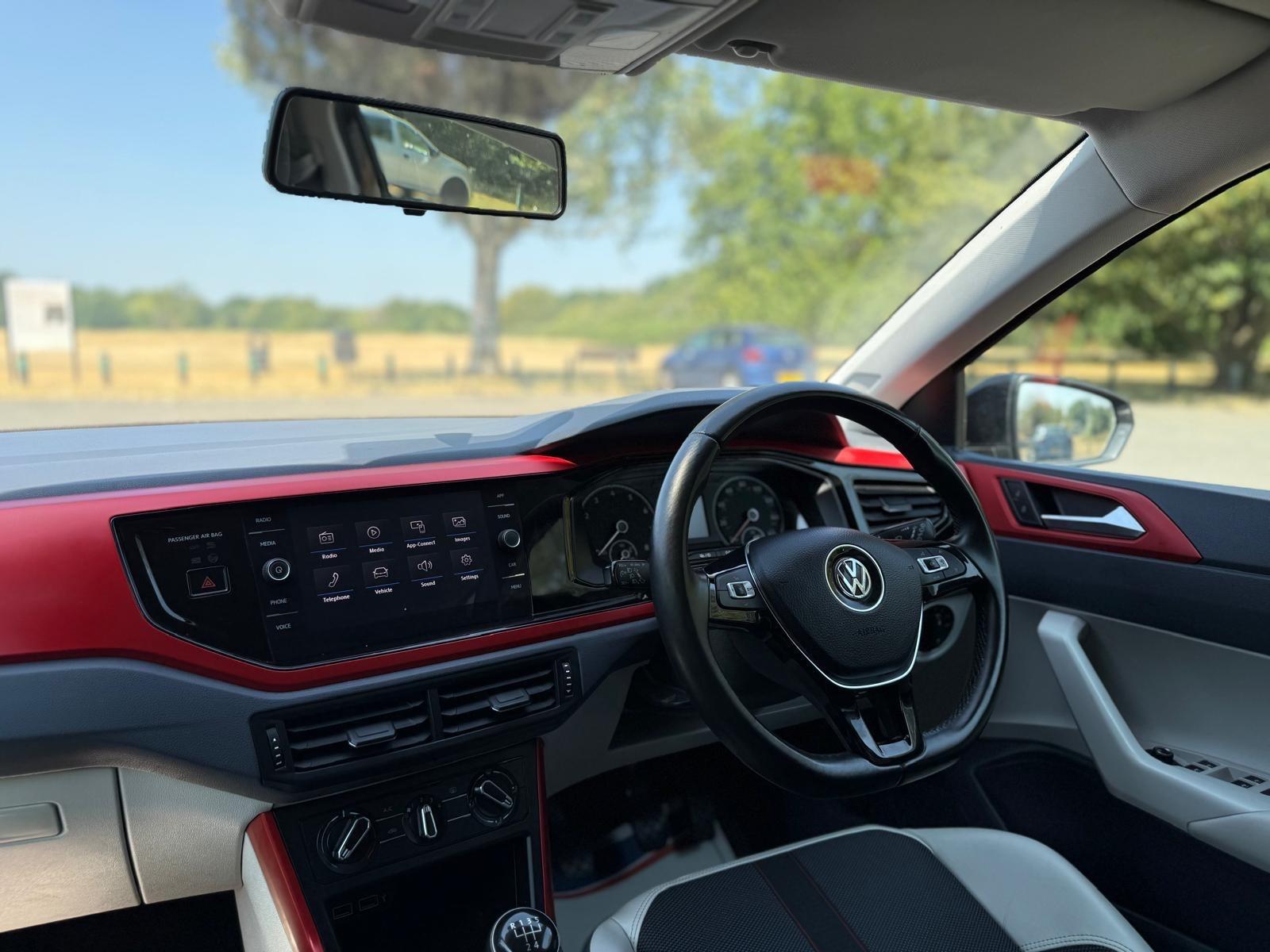Volkswagen Polo view 26