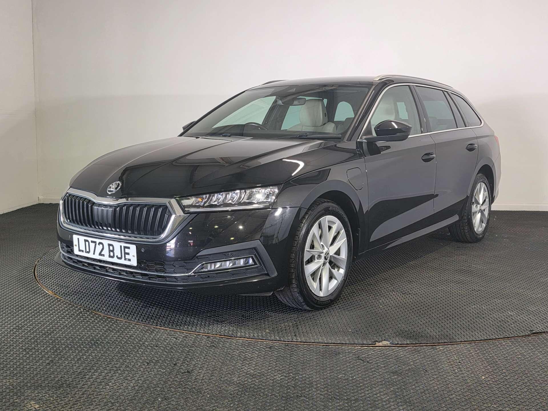 Skoda Octavia view 3