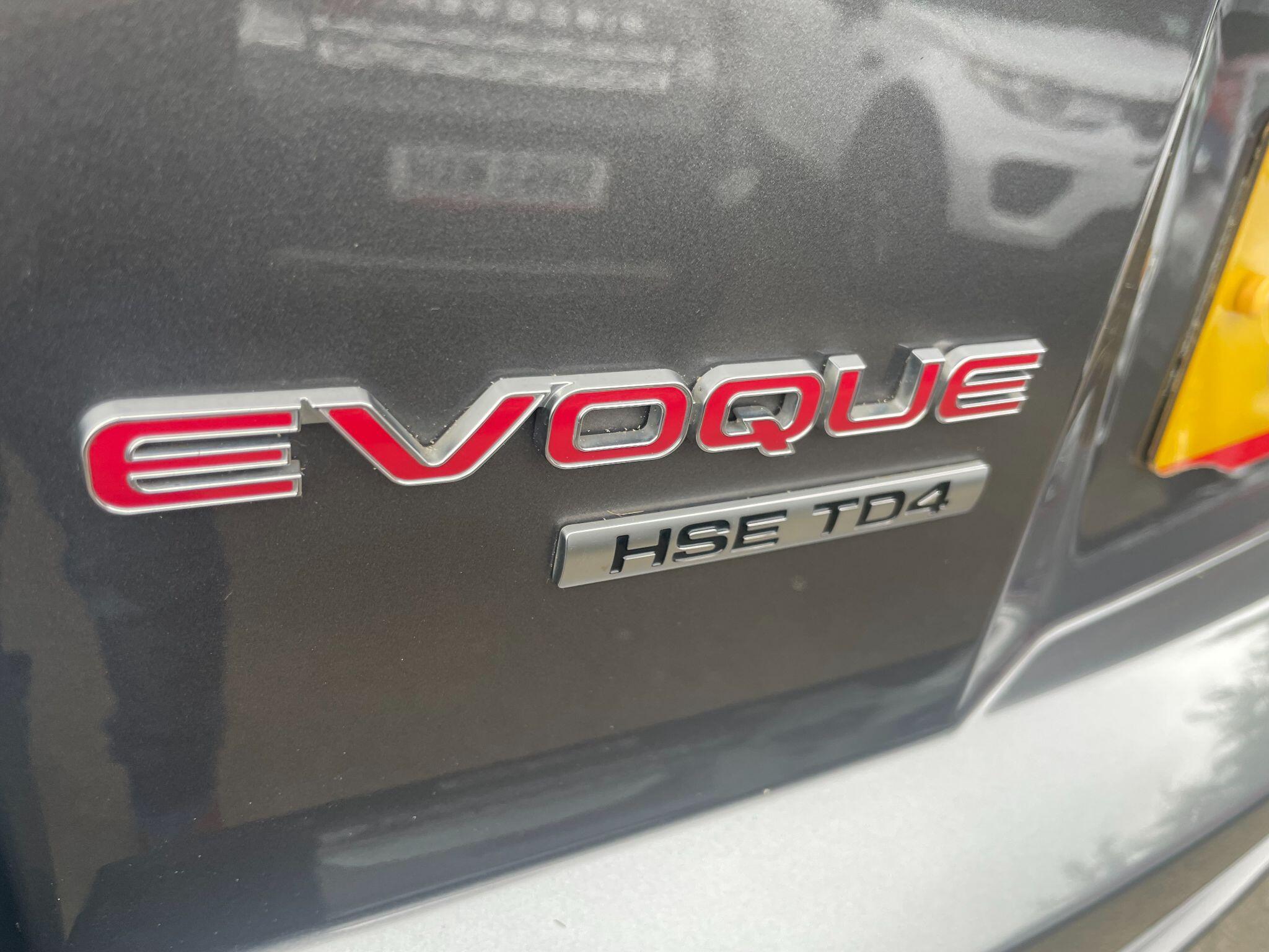 Land Rover Range Rover Evoque view 36