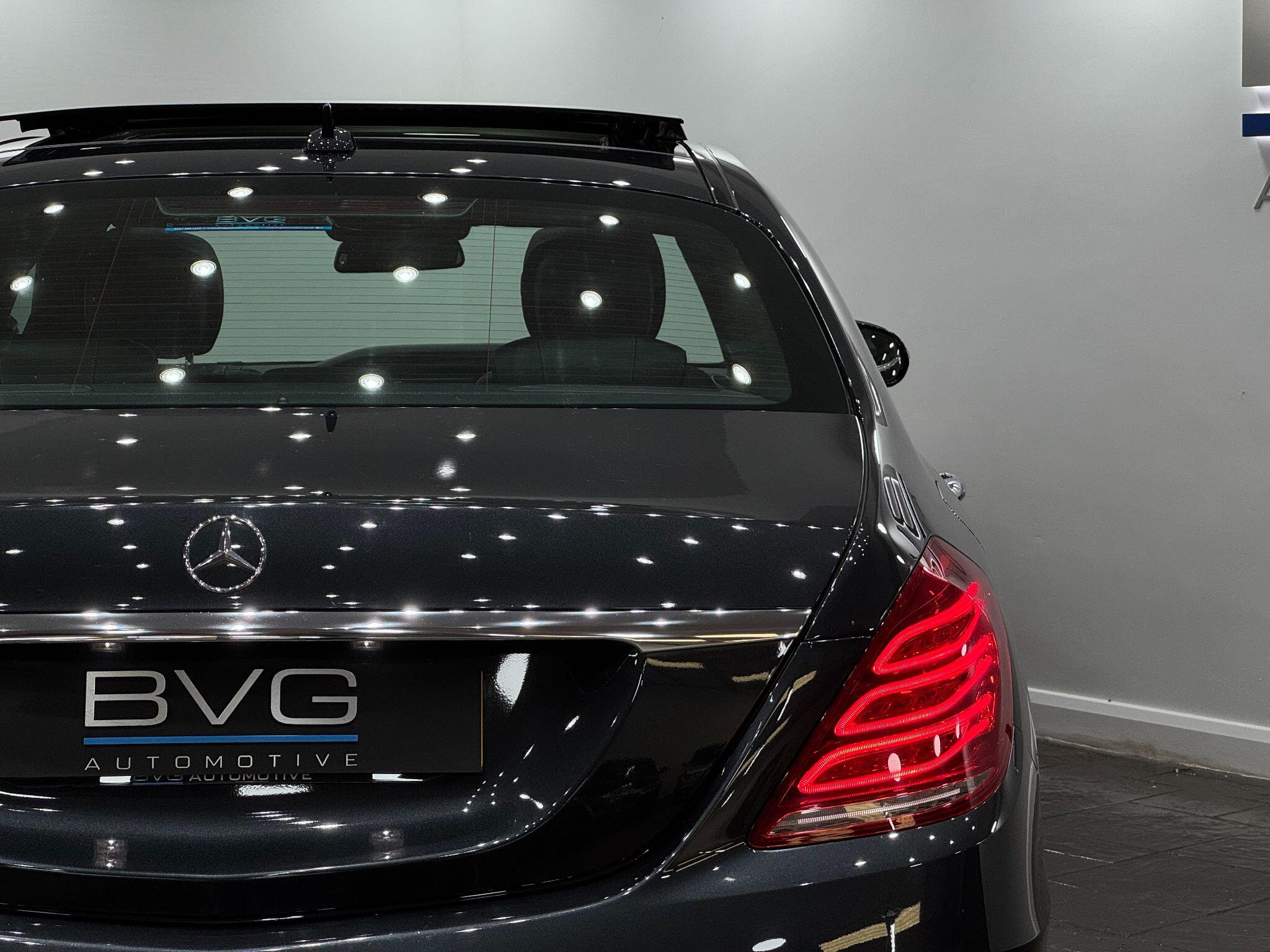 Mercedes-Benz S-Class view 19