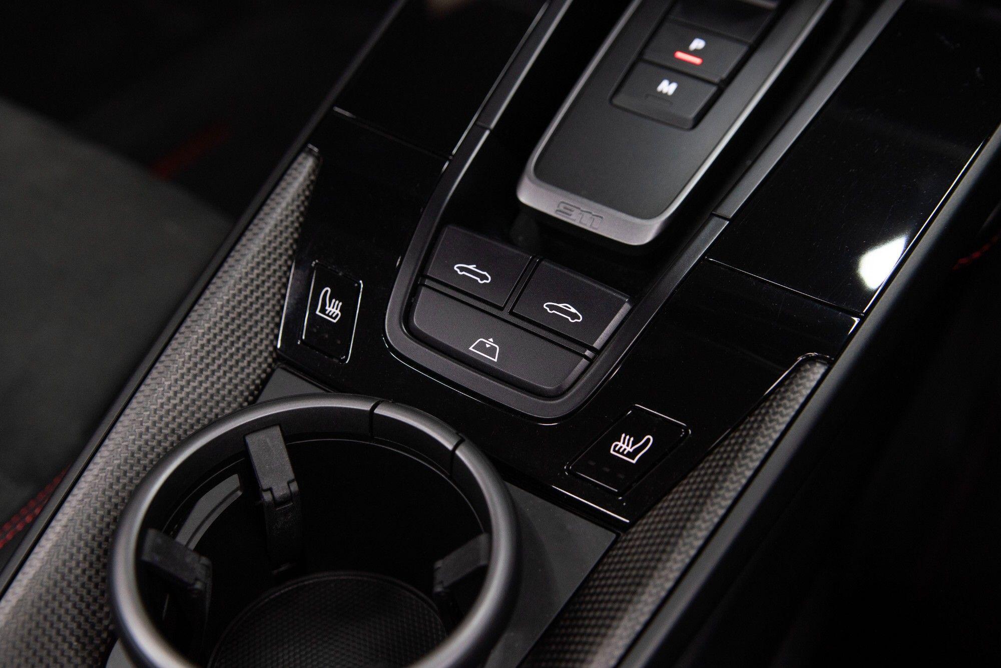 Porsche 911 view 41