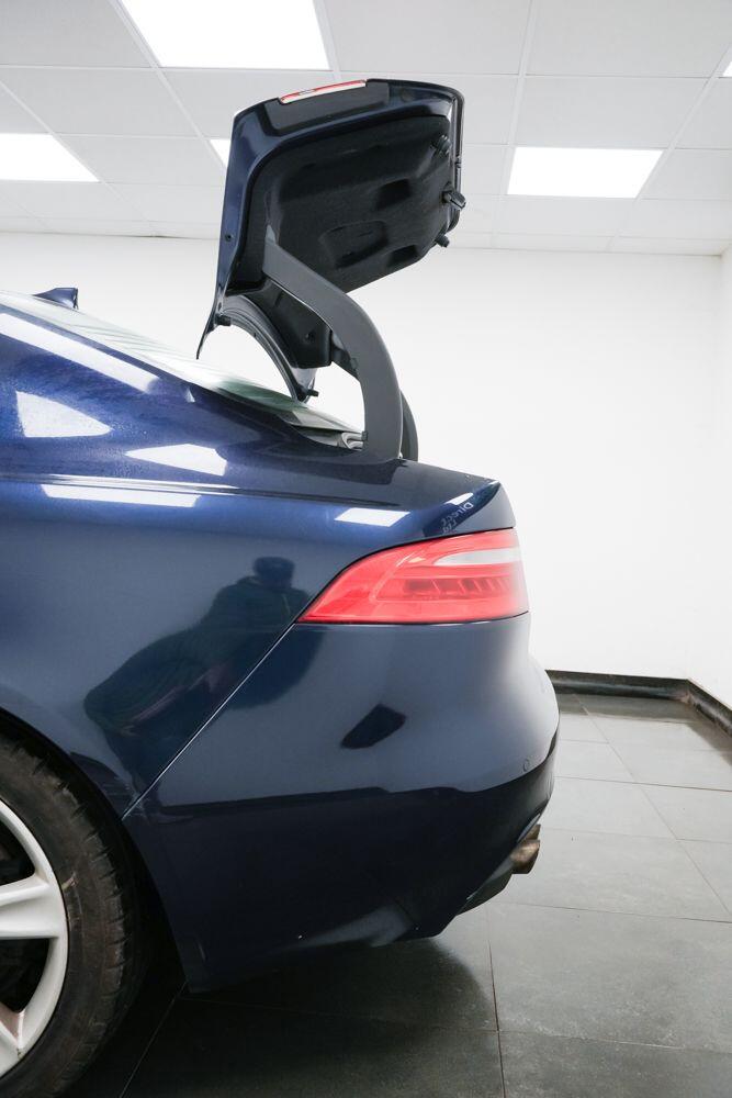 Jaguar XE view 14