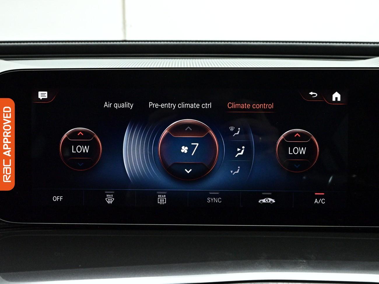 Mercedes-Benz Eqc view 19